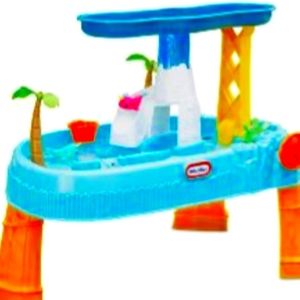 Little Tikes Waterfall Island Water Table